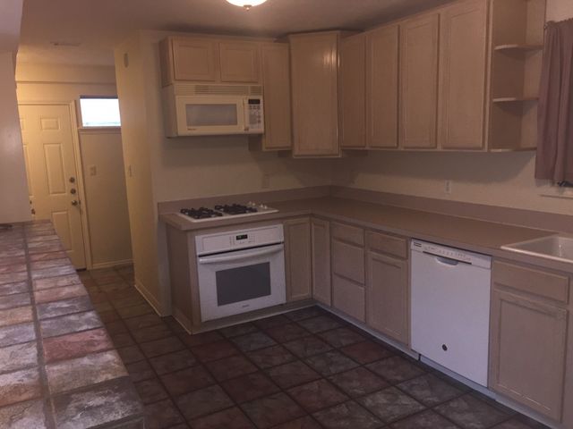 2508 LOVING Avenue, Dallas, TX 75214