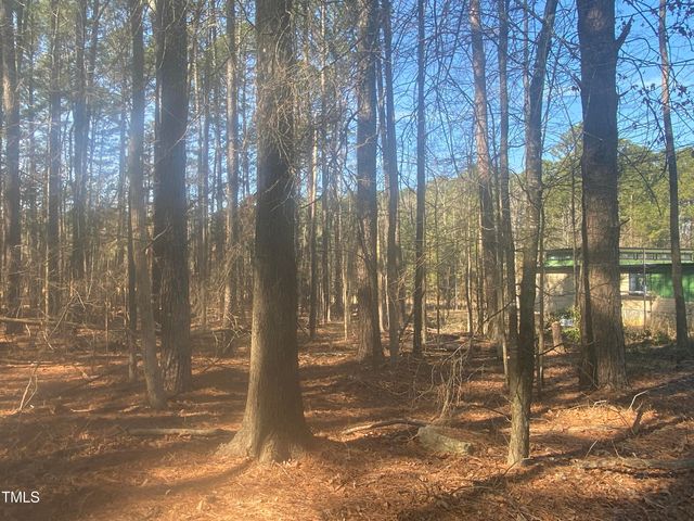 220 Curlew Drive, Chapel Hill, NC 27517