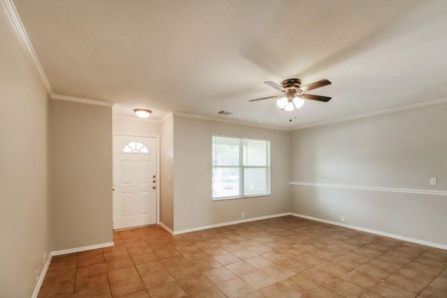3235 Becker Glen Street, Fresno, TX 77545