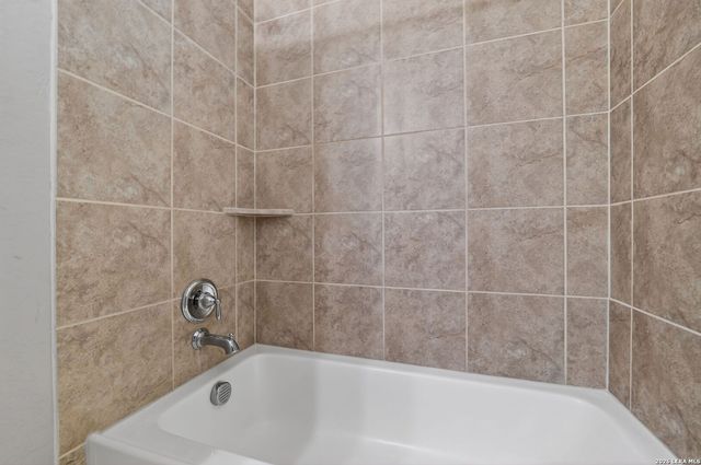 418 Kirkhill Cove, San Antonio, TX 78260