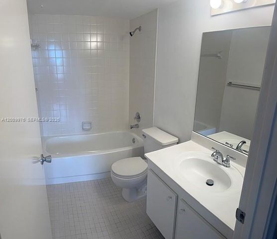 1400 SW 124th Ter 302Q, Pembroke Pines, FL 33027
