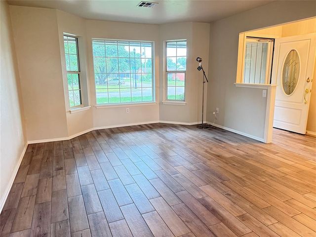 534 E 28th Street, Edmond, OK 73013