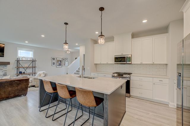 1426 Lee Circle, Hudson, WI 54016