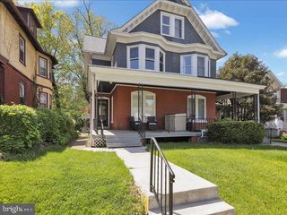 207 S 2ND STREET, Lebanon, PA 17042