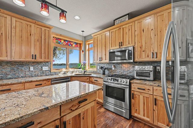 1607 Beach Drive SE, Forest Lake, MN 55025