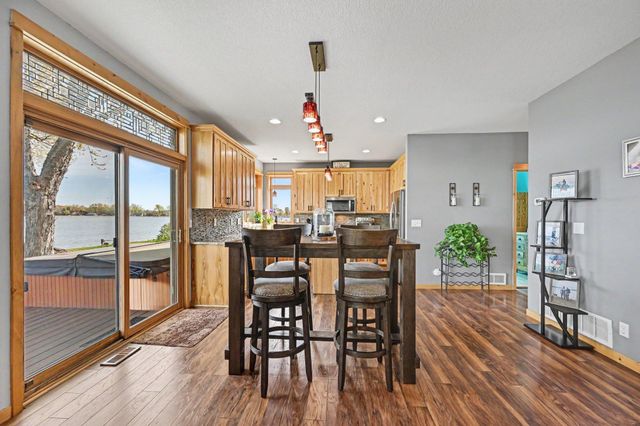 1607 Beach Drive SE, Forest Lake, MN 55025