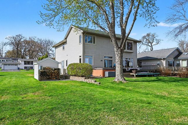 1607 Beach Drive SE, Forest Lake, MN 55025
