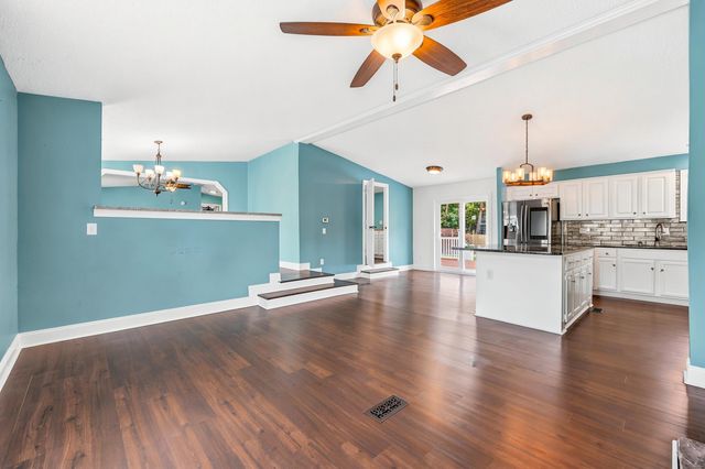 8042 Clearfield Dr., Myrtle Beach, SC 29588