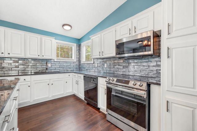 8042 Clearfield Dr., Myrtle Beach, SC 29588