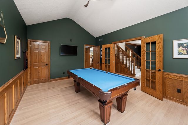 8120 Heather Bow Court, Johnston, IA 50131