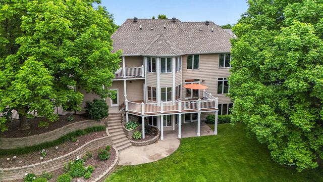 8120 Heather Bow Court, Johnston, IA 50131