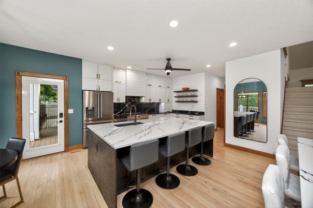 8120 Heather Bow Court, Johnston, IA 50131