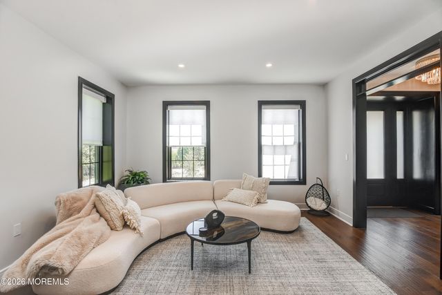 3 Blue Marl Lane, Marlboro, NJ 07746