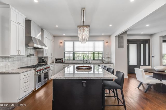 3 Blue Marl Lane, Marlboro, NJ 07746