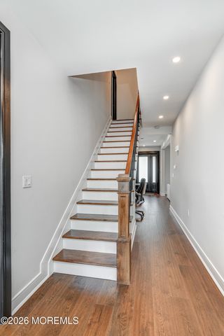 3 Blue Marl Lane, Marlboro, NJ 07746