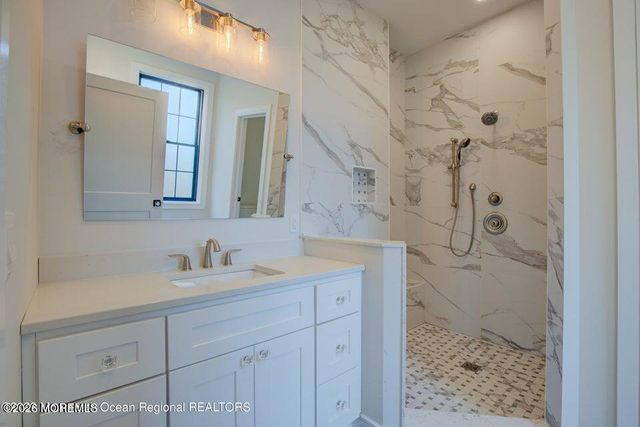 3 Blue Marl Lane, Marlboro, NJ 07746