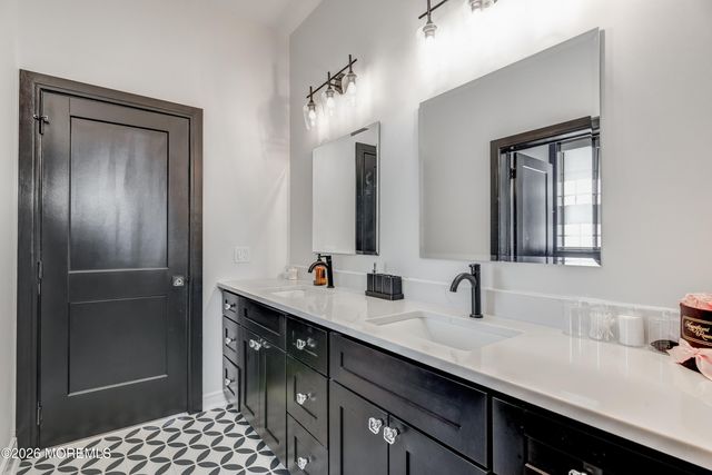3 Blue Marl Lane, Marlboro, NJ 07746
