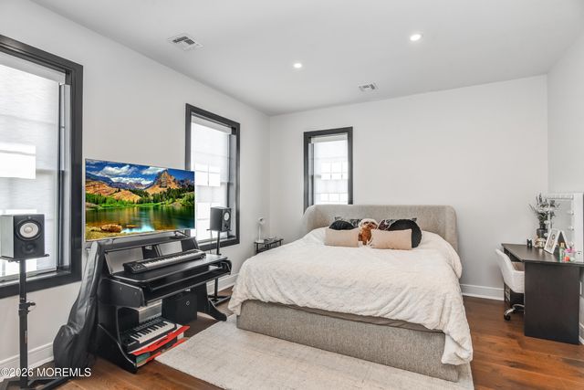 3 Blue Marl Lane, Marlboro, NJ 07746