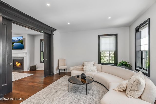 3 Blue Marl Lane, Marlboro, NJ 07746