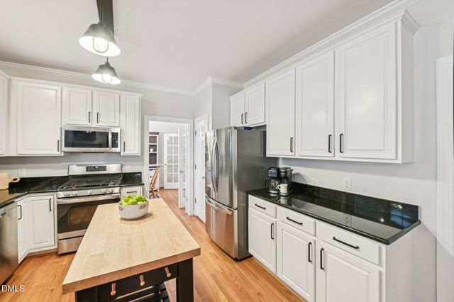 2013 Kinleys Way, Raleigh, NC 27613