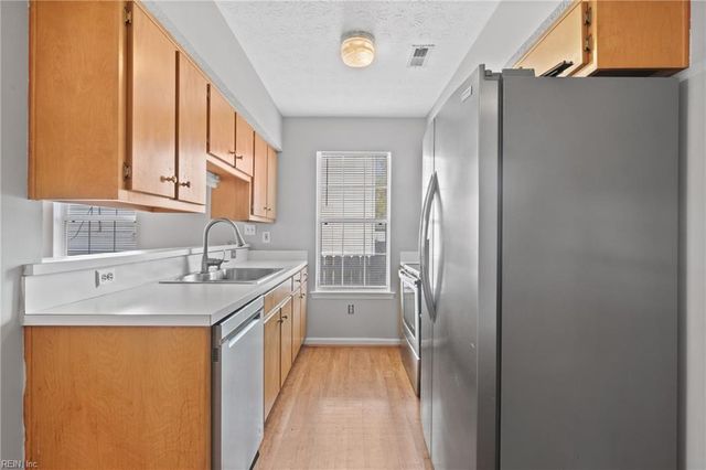 106 W Cummings AVE, Hampton, VA 23663