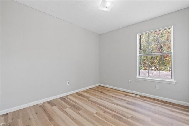 106 W Cummings AVE, Hampton, VA 23663