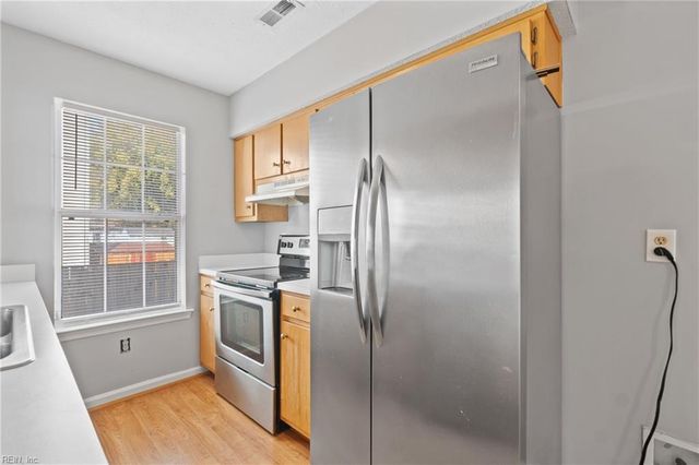 106 W Cummings AVE, Hampton, VA 23663