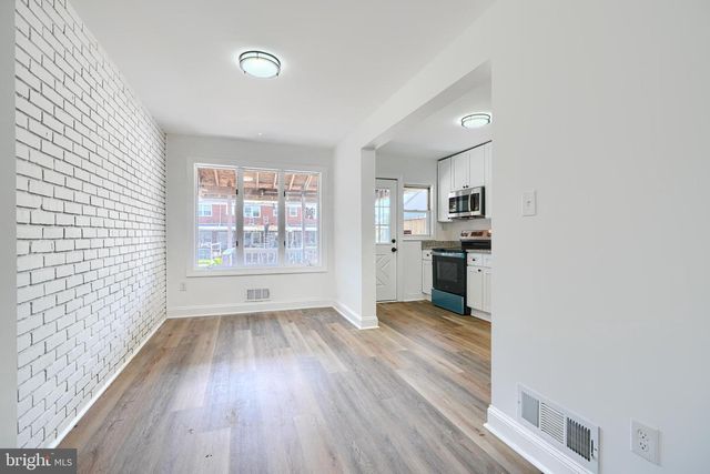 2204 REDTHORN RD, Middle River, MD 21220