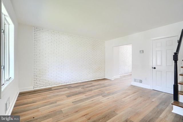 2204 REDTHORN RD, Middle River, MD 21220