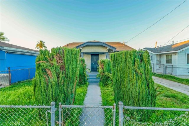 315 W Cedar, Compton, CA 90220
