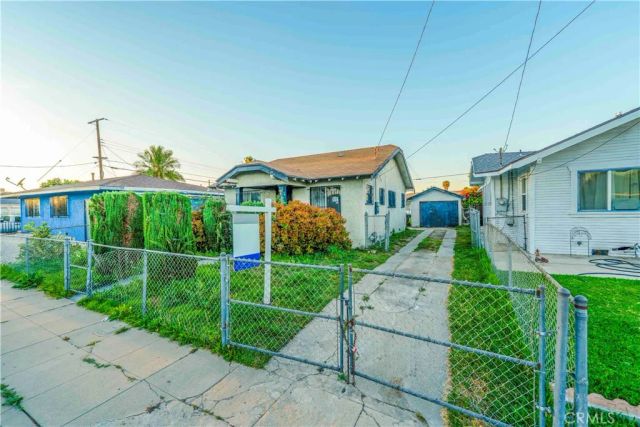 315 W Cedar, Compton, CA 90220