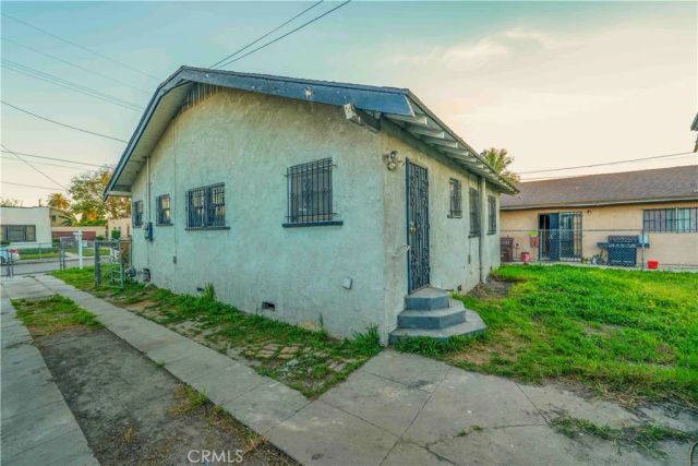 315 W Cedar, Compton, CA 90220