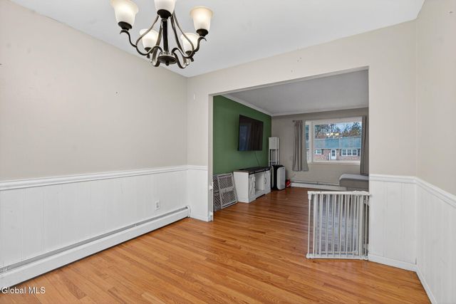 3 Greenway Drive, Glenville, NY 12302