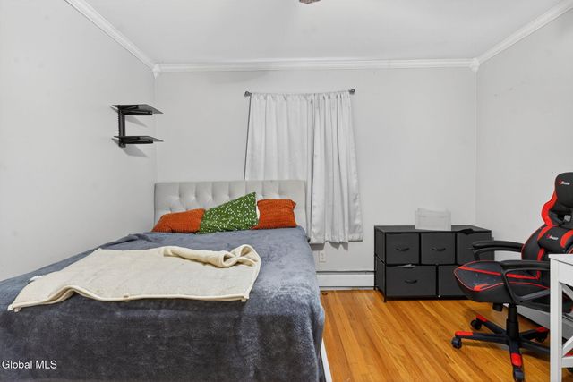 3 Greenway Drive, Glenville, NY 12302