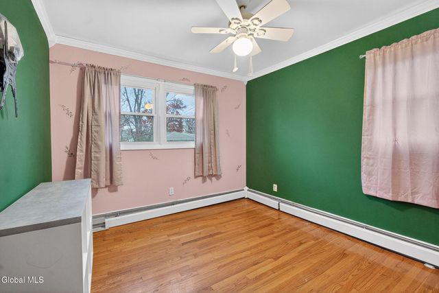 3 Greenway Drive, Glenville, NY 12302