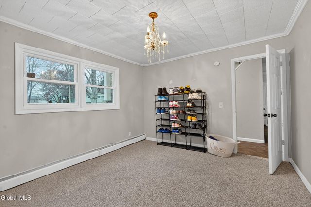 3 Greenway Drive, Glenville, NY 12302