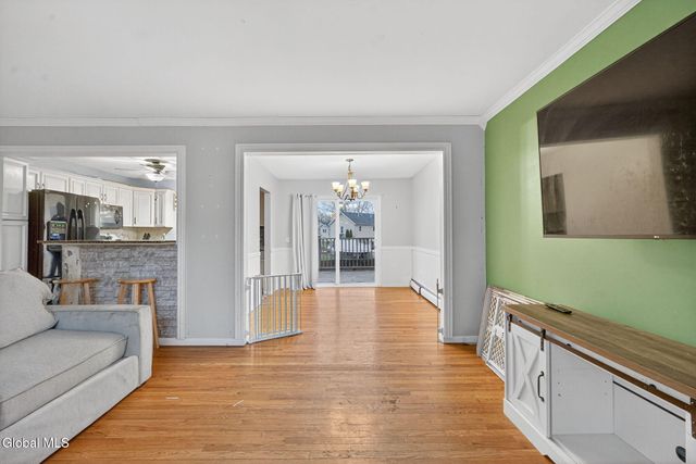 3 Greenway Drive, Glenville, NY 12302