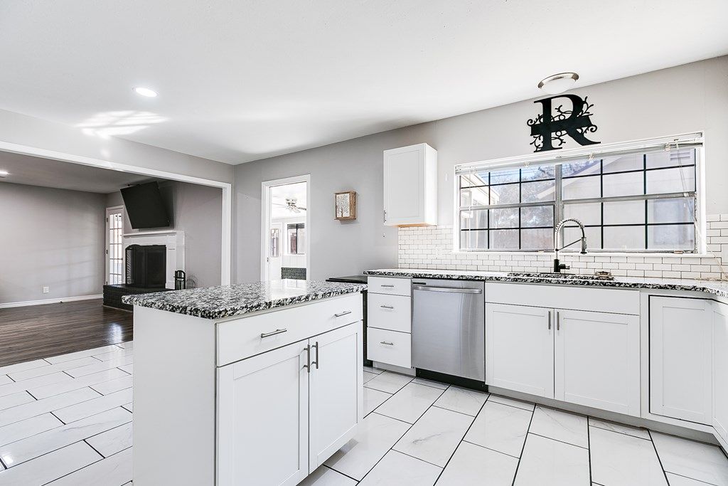 Image 15 of property listing at 321 Kennedy St, San Angelo, TX 76905