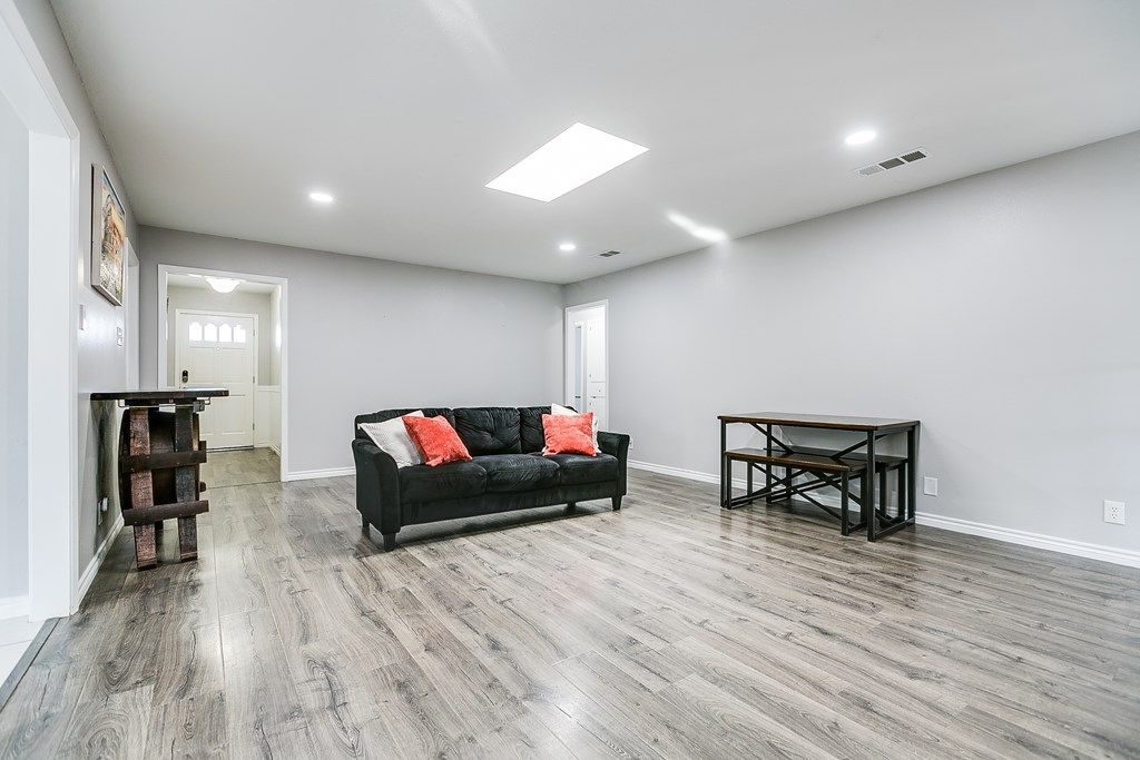 Image 9 of property listing at 321 Kennedy St, San Angelo, TX 76905