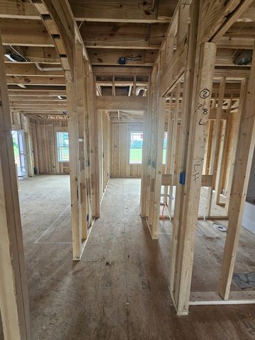 4992 Royal View Way, Clarksville, TN 37040