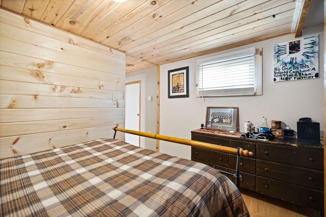 249 N Riverwood Road, Bronston, KY 42518