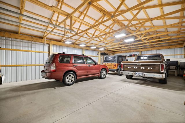 249 N Riverwood Road, Bronston, KY 42518