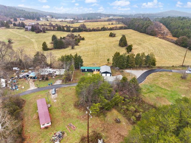 249 N Riverwood Road, Bronston, KY 42518