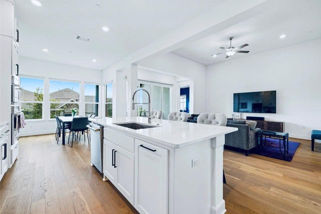 5305 Watusi BND, Austin, TX 78732