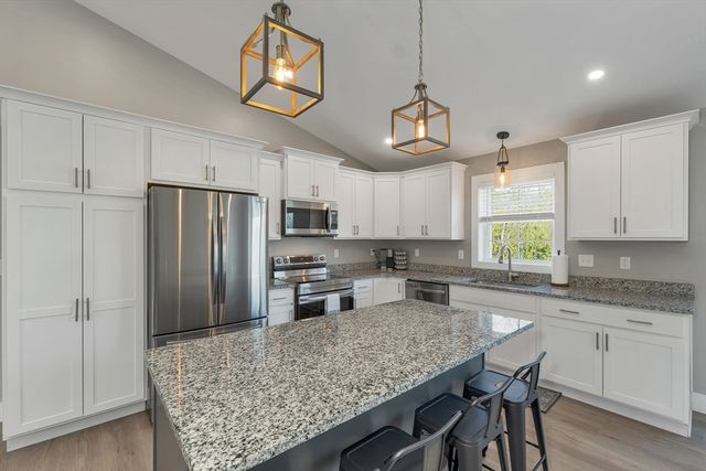 85 Kennybeck Court, New Ipswich, NH 03071