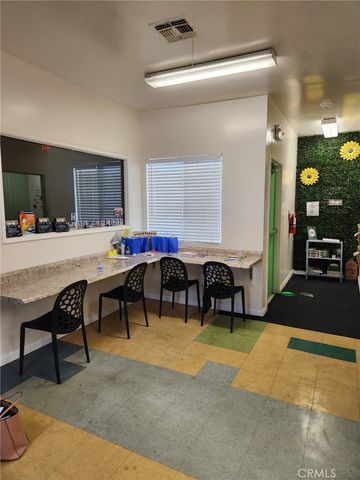 7422 S Western Avenue, Los Angeles, CA 90047