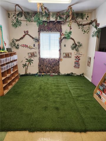 7422 S Western Avenue, Los Angeles, CA 90047