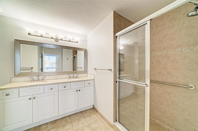 1064 N TAMIAMI TRAIL 1304, Sarasota, FL 34236