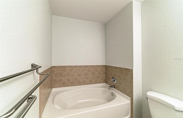 1064 N TAMIAMI TRAIL 1304, Sarasota, FL 34236