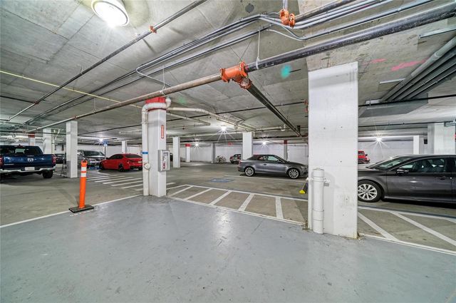 1064 N TAMIAMI TRAIL 1304, Sarasota, FL 34236